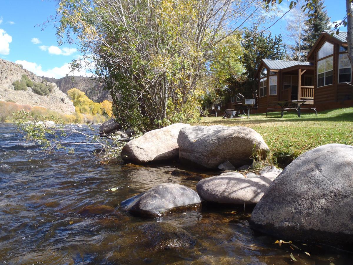 Three Rivers Resort Almont Esterno foto